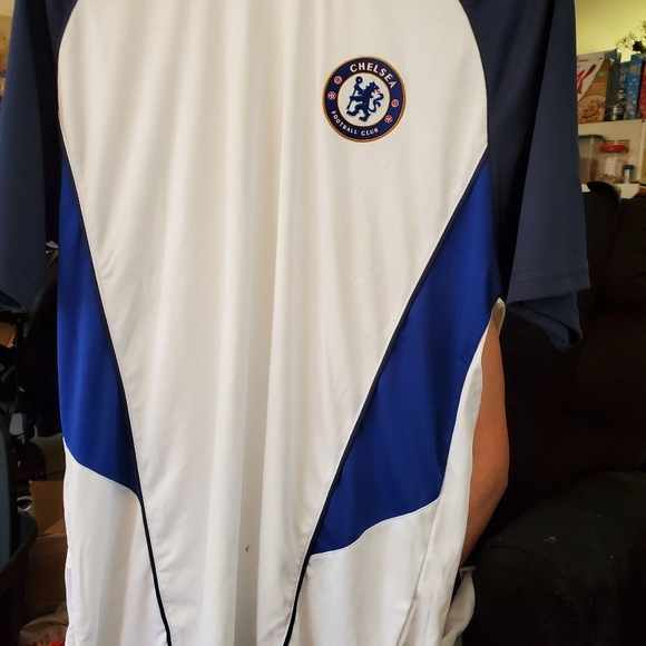 2 Soccer Jerseys "Chelsea Football Club" - Picture 2 of 6
